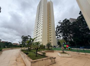 Apartamento de 3 quartos, São Paulo · Apartamento à venda com 3 quartos, sendo 1 suíte, e 2 banheiros. Excelente localização.