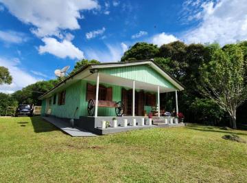 Rural de 4 quartos, Quitandinha · Chácara em Quitandinha casa com 5 quartos