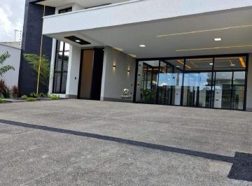 Casa · 238m² · 4 Quartos · 3 Vagas · Bela Casa de alto padrão localizada no setor Moinho dos Ventos Goiânia com 4 suítes plenas
