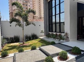 Casa · 212m² · 4 Quartos · 4 Vagas · BELÍSSIMA CASA À VENDA NO PARQUE AMAZÔNIA GO.