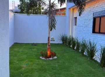 Casa · 217m² · 4 Quartos · 4 Vagas · Belíssima Casa Térrea c/ 4 Suítes no Jardim Atlântico GO