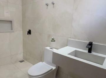 Casa · 192m² · 3 Quartos · 4 Vagas · BELA CASA NO CONDOMÍNIO JD VENEZA SENADOR CANEDO
