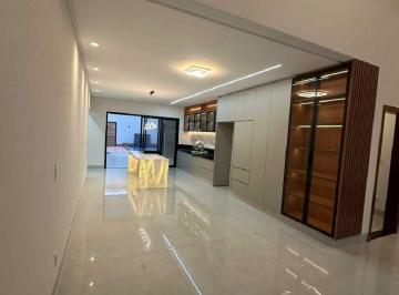 Casa · 192m² · 3 Quartos · 4 Vagas · BELÍSSIMA CASA NO TRÊS MARIAS GO