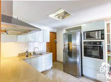Apartamento · 140m² · 3 Quartos · 4 Vagas · LINDO APARTAMENTO PORTEIRA FECHADA A VENDA NO RESIDENCIAL CLENON LOYOLA NO JARDIM GOIAS GO.