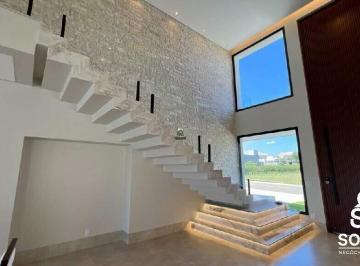 Casa · 380m² · 5 Quartos · 4 Vagas · Belíssimo Sobrado no Portal do Sol Green