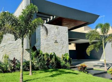 Casa · 290m² · 3 Quartos · 4 Vagas · BELÍSSIMA CASA TÉRREA PORTAL DO SOL GREEN
