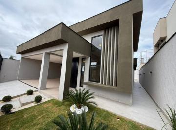 Casa de 3 quartos, Gama · Casa ponte alta norte, 3 suítes, piscina, churrasqueira goumert, casa nova, melhor localização