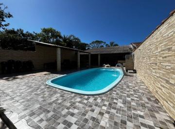 Casa de 1 quarto, Peruíbe · Oportun.idade 150 mil de entrada e parcelas. Casa com piscina para Venda, Peruíbe
