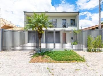 Casa en Venda de 3 quartos Bacacheri · Casa 3 andares, 3 qts (suíte), 2 salas, lareira, churrasqueira, 4 vgs, Bacacheri!