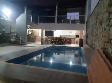 zz7aicbxggfj1775686912998.jpg · Sobrado com Suíte Master com Hidromassagem