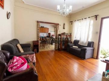 twkhb1erxu8e1775687468558.jpg · Terreno com 210m²