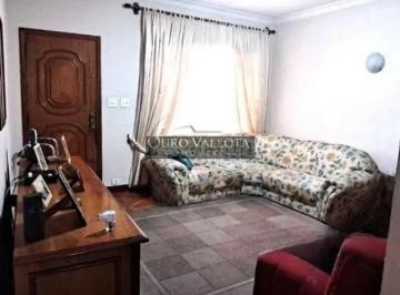 bc9fhzuruyd1775688466175.jpg · Sobrado com 117m²