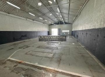 v8z1omzxotc1775687437568.jpg · Salão comercial com 300m²