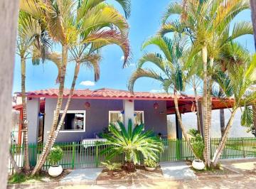 Casa de 3 quartos, Águas Claras · Casa em Arniqueira | 3 Suítes | Lote 800m² | Condomínio fechado