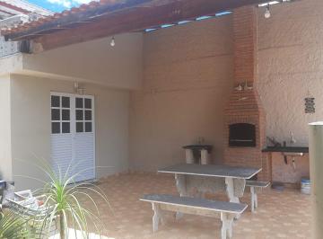 Casa de 3 quartos, Itanhaém · Casa sobrado com piscina, sacada, sala ampla, cozinha, copa, quintal com jardim