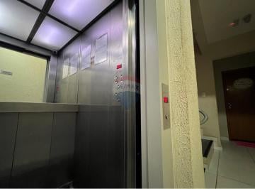 Apartamento · 70m² · 2 Quartos · Reformado com Elevador - Oportunidade