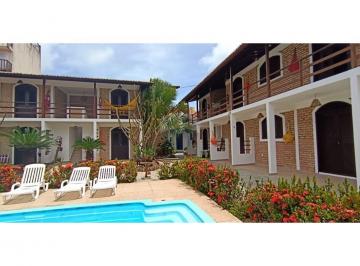 Comercial · 800m² · 10 Quartos · 4 Vagas · Hotel 3 Estrelas
