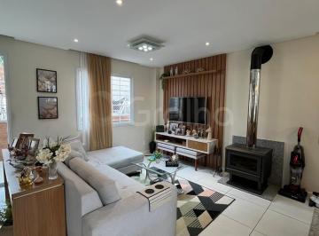 1 · Casa de 188m² com 4 quartos no Bom Abrigo