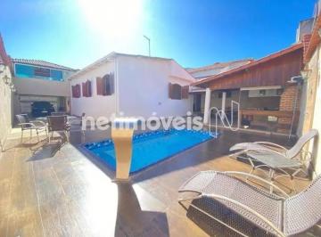 Casa · 246m² · 4 Quartos · 4 Vagas · Casa 4 quartos com piscina no Itapoã