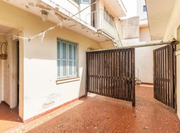 IMG_20260620_181551_000.jpeg · Imperdível casa para venda em Lapa com 6 quartos, sendo 2 suítes, 132m² - remaxfront#LXHS0