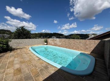 Casa · 138m² · 3 Quartos · Casa 3 dormitórios no bairro Floresta - E. Velha