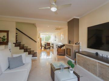 Casa · 238m² · 3 Quartos · 3 Vagas · Casa à venda na Chácara das Pedras, Porto Alegre