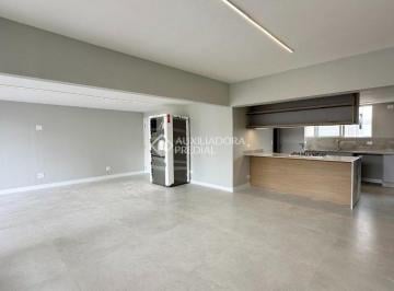 Apartamento · 117m² · 3 Quartos · 1 Vaga · Apartamento reformado com 3 quartos - 1 vaga de garagem - Área de lazer reformada