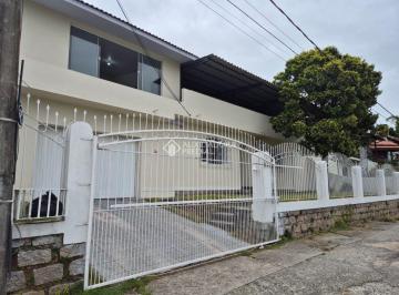 Casa · 226m² · 4 Quartos · 4 Vagas · Casa de 4 dormitórios à venda próximo a ELETROSUL-Pantanal - Florianópolis