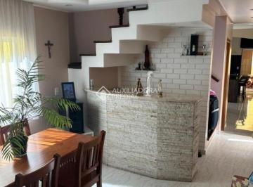 Casa · 320m² · 3 Quartos · 2 Vagas · Lindo sobrado  Parque São Vicente em Mauá 3 dormitórios , 2 suítes