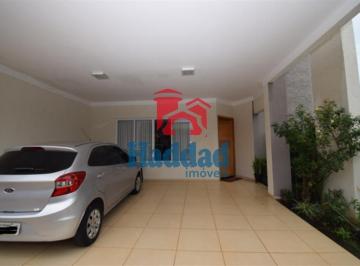 Casa · 199m² · 3 Quartos · 2 Vagas · LINDA CASA EM CONDOMÍNIO FECHADO - 3 SUÍTES E ESPAÇO DE QUALIDADE!