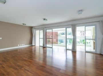 Apartamento · 154m² · 3 Quartos · 3 Vagas · Incrível apartamento no Campo Belo, 3 suites e 3 vagas.