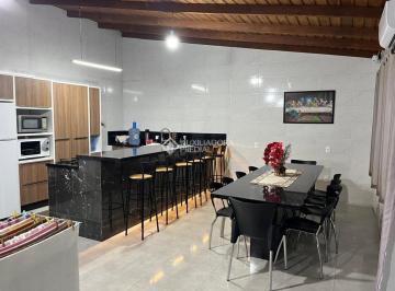 Casa · 63m² · 2 Quartos · 2 Vagas · Casa à venda próxima à Praia do Sonho na Passagem do Maciambu - Palhoça/SC | Porteira fechada e clim