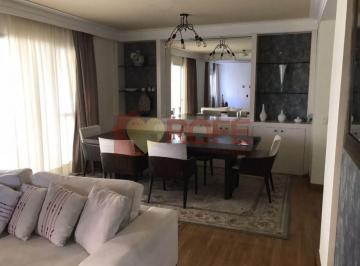 Apartamento · 111m² · 2 Quartos · Apartamento para venda e locação com 111m², 2 quartos e 2 vagas