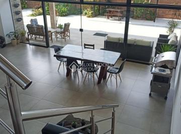 Casa · 360m² · 4 Quartos · 2 Vagas · Casa em condomínio no Mato Dentro, Ubatuba