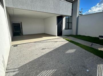 Casa · 132m² · 3 Quartos · 2 Vagas · Casa 3 quartos sendo 1 suite localizada no bairro Parque Brasília (Próximo ao Su