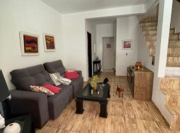 Casa de 4 quartos, Salvador · Casa Duplex para Venda - 4/4 - 2 Suítes - Varandas / Pituaçú