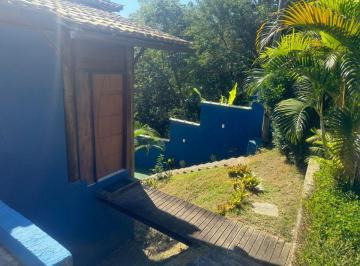 Casa de 3 quartos, Rio de Janeiro · Linda casa de 3 quartos cercada de uma incrível área verde!