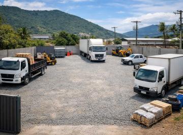 Terreno , Ilhabela · “PÁTIO PRIVADO LOGÍSTICO – PEREQUÊ | ILHABELA”