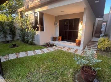 Casa de 3 quartos, Rio de Janeiro · Casa com piscina em Barra de Guaratiba