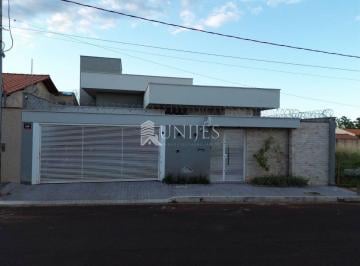 Casa · 197m² · 3 Quartos · 2 Vagas · CASA ALTO PADRÃO COM 3 SUITES PLANEJADAS A VENDA NO BAIRRO LAMBARI