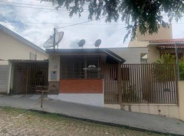Casa · 395m² · CASA GUAXUPÉ - CENTRO