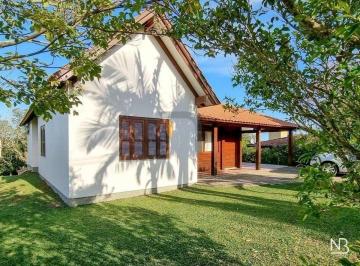 Casa · 254m² · 3 Quartos · 4 Vagas · Casa com 3 dormitórios, 254 m² - venda R$ 1600.000,00