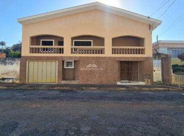 Casa · 786m² · 3 Quartos · CA00513 – CASA EM GUAXUPÉ – Centro
