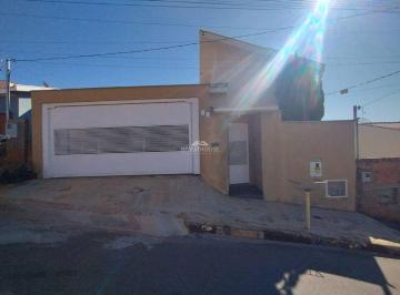 Casa · 250m² · 3 Quartos · 2 Vagas · CASA EM GUAXUPÉ – OURO VERDE