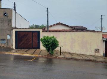 Casa · 300m² · 3 Quartos · 2 Vagas · CA00601 – CASA EM GUAXUPÉ – NOSSA SENHORA DAS DORES