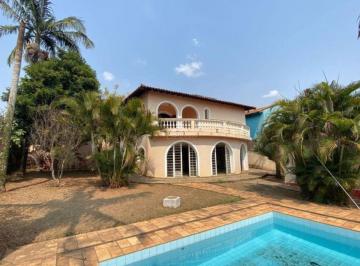 Casa · 11000m² · 4 Quartos · 6 Vagas · CASA EM GUARANÉSIA - VILA NINA