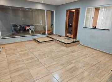 Casa · 202m² · 2 Quartos · 1 Vaga · CASA EM GUAXUPÉ – JARDIM AEROPORTO