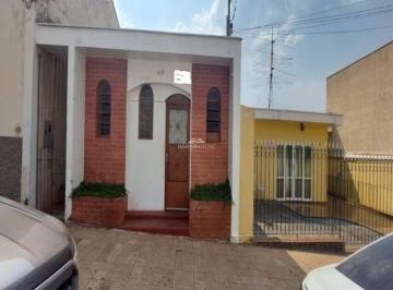 Casa · CASA EM GUAXUPÉ - CENTRO