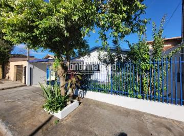 31776176978494.jpg · Casa à venda no bairro Ernani Moura Lima em Londrina, 250 m² total, 200 m² construídos, 4 dormitório