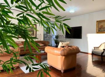 Apartamento · 180m² · 4 Quartos · 3 Vagas · Apartamento 4 Quartos 1 Suite 3 banheiros 3 vagas de Garagem.